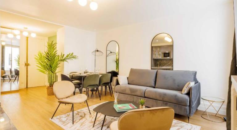 Holiday apartment with patio — photo 5