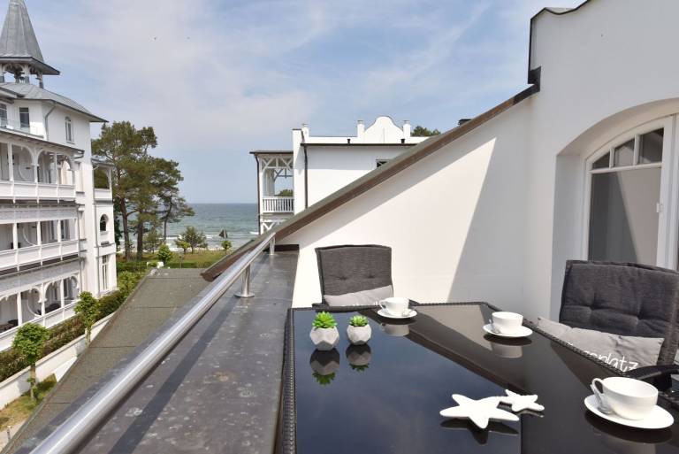 Strandnest:Luxuriöser Meerblick in der Villa Gudrun Binz.Schöner Familienurlaub in Sellin