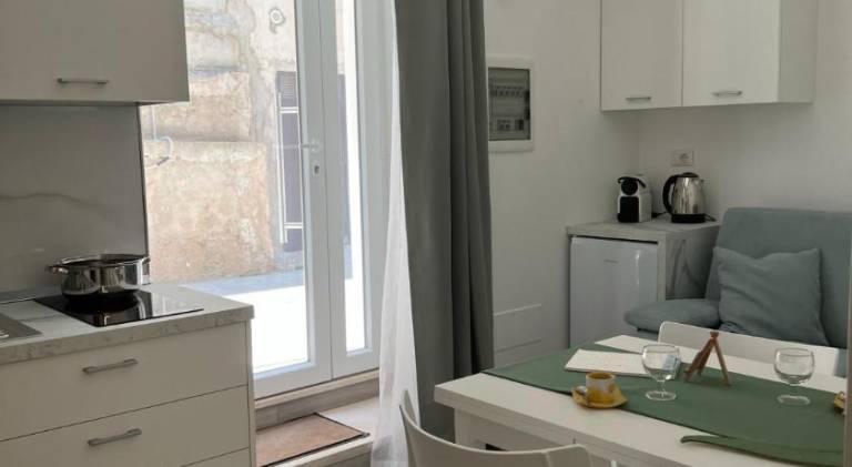 Pleasant rental apartment with garden | Beach nearby | Suitable for remote work | Pet-friendly in Ricadi