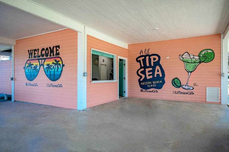 A Lil' Tipsea — photo 2