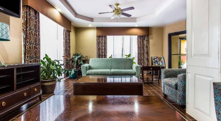 Quality Inn & Suites Orangeburg — photo 2