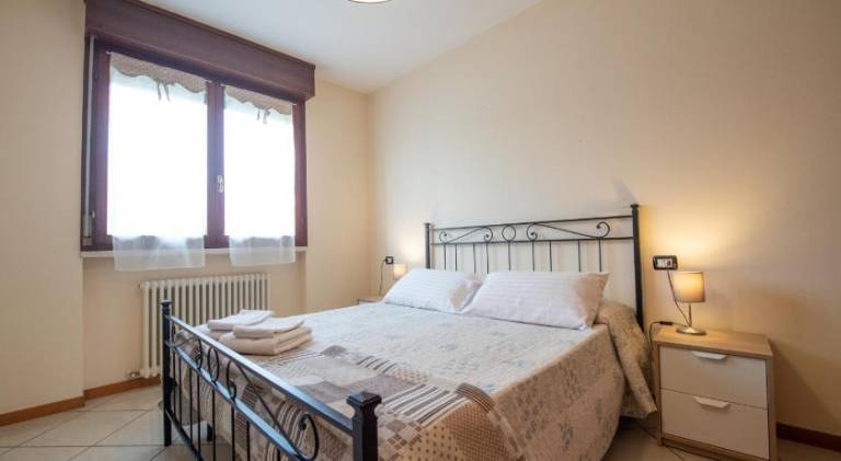 Holiday apartment with patio in Parma