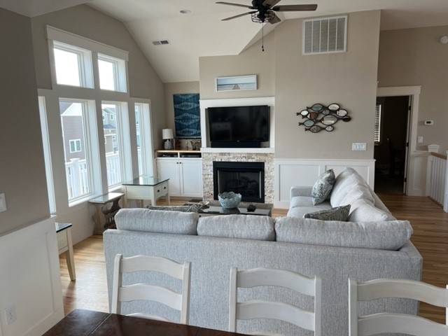 Approx 500 ft to beach access, Private pool, Elevator, Pets — photo 4