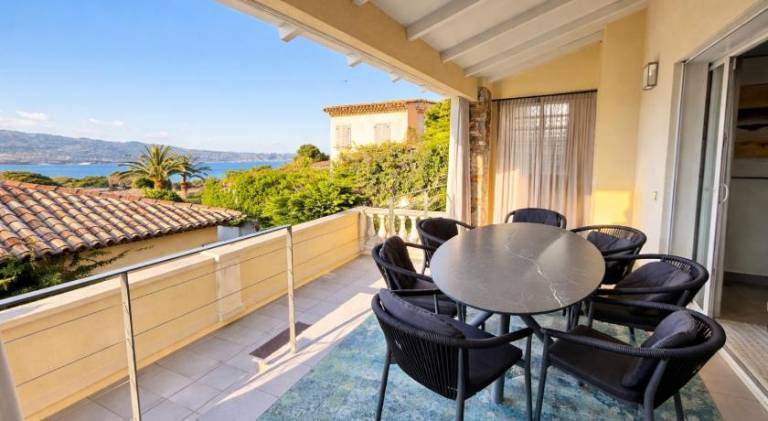 Rental apartment with pool — photo 5