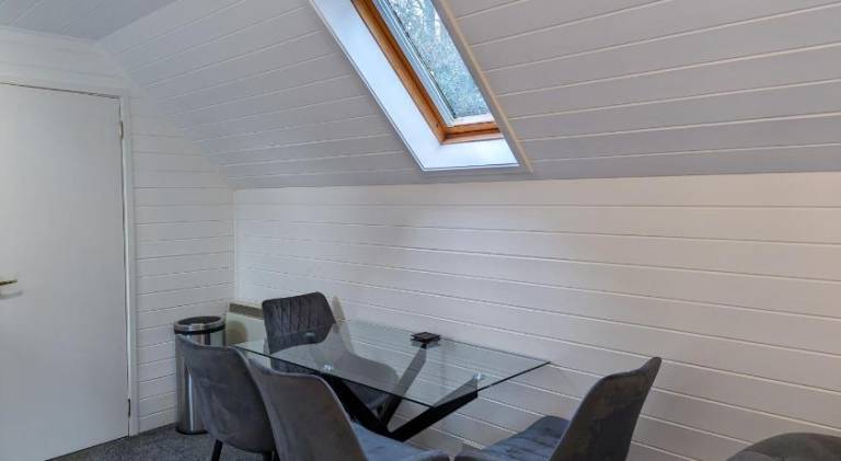 Epona 8 - Hot Tub-Perth-Pets-Luxury — photo 5