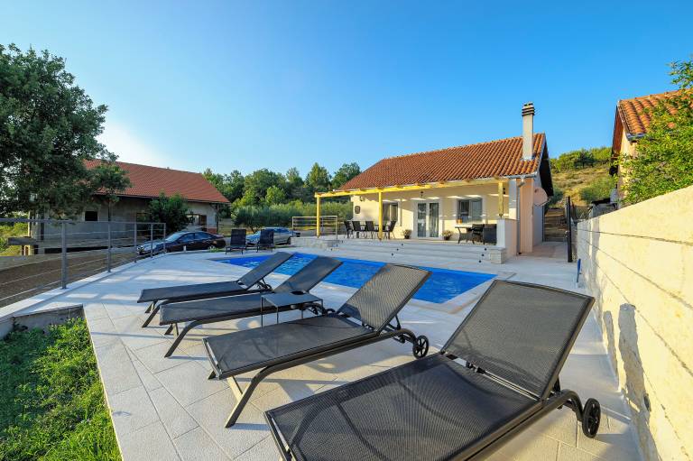 Ferienhaus Vaćani