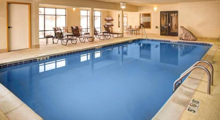 Hampton Inn Coldwater — photo 2