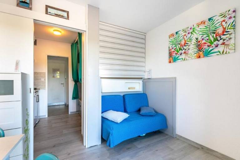 Apartment with 1 room for 4 persons — photo 2