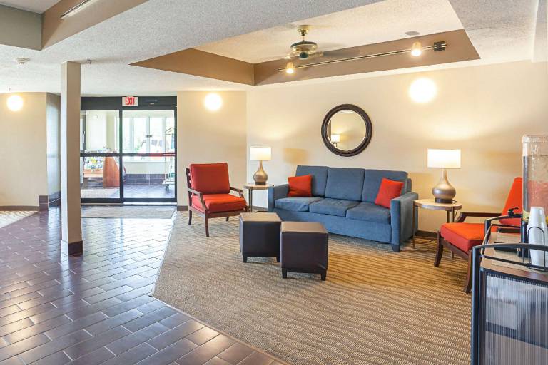 Comfort Inn Lincoln I-80 — photo 4