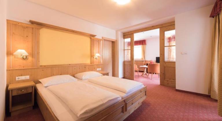 Berghotel zum Zirm — photo 2
