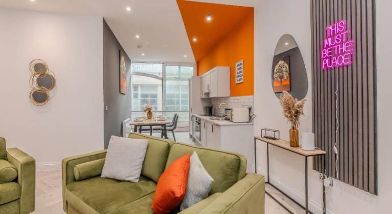 Rental apartment | Next to British Airways i360 — photo 5