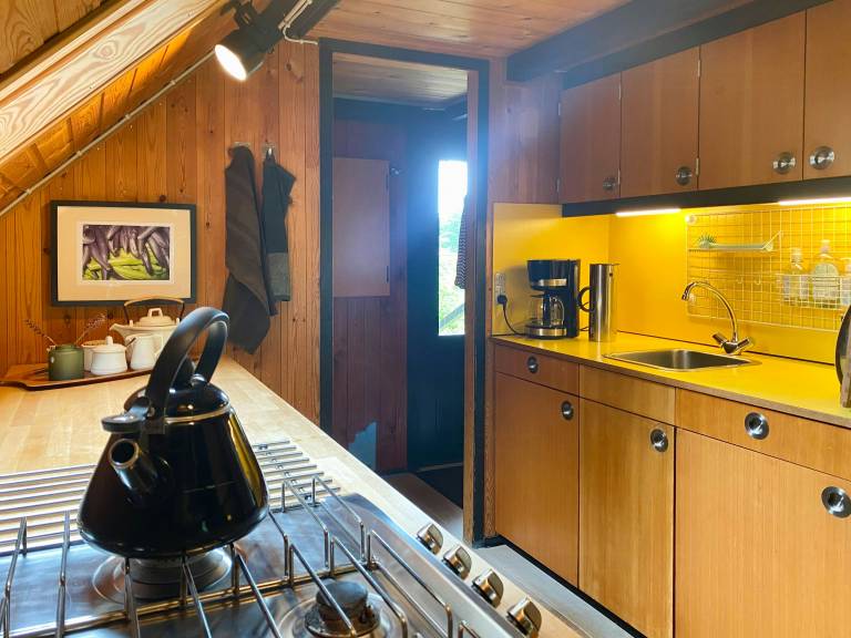 Family-friendly house with patio, garden & BBQ | Perfect for remote work | Pets are welcome — photo 3
