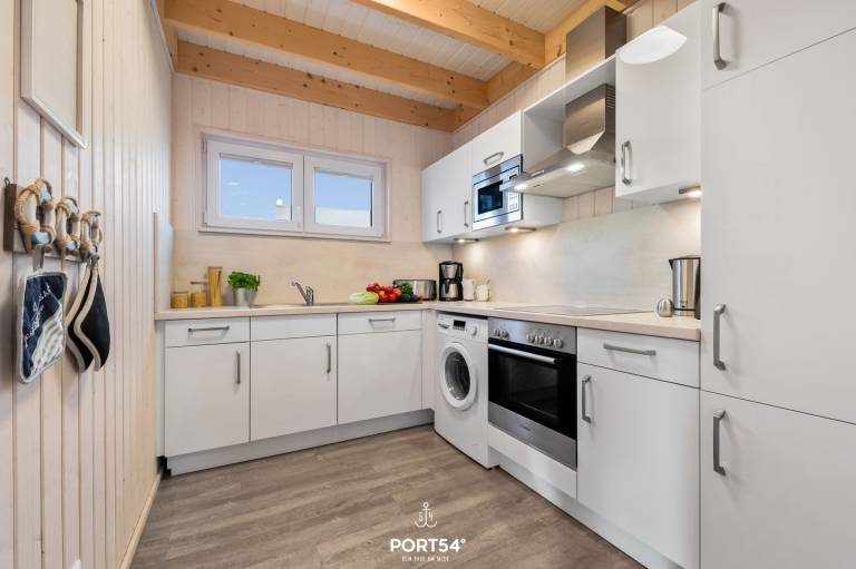 Huus Lee - Infrared sauna, bathtub, fireplace, parking, terrace, beach chair — photo 5