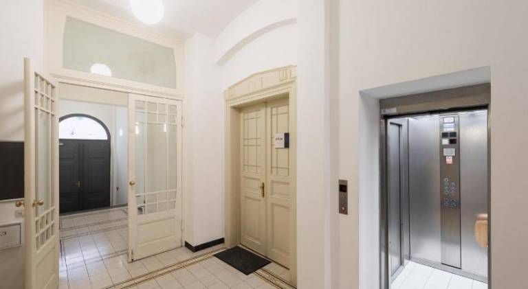 Rental apartment | Close to Prague astronomical clock | Dogs allowed — photo 4