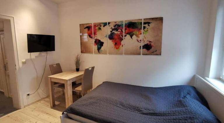 Gemutliches Zimmer mit eigenem Bad und Kuche