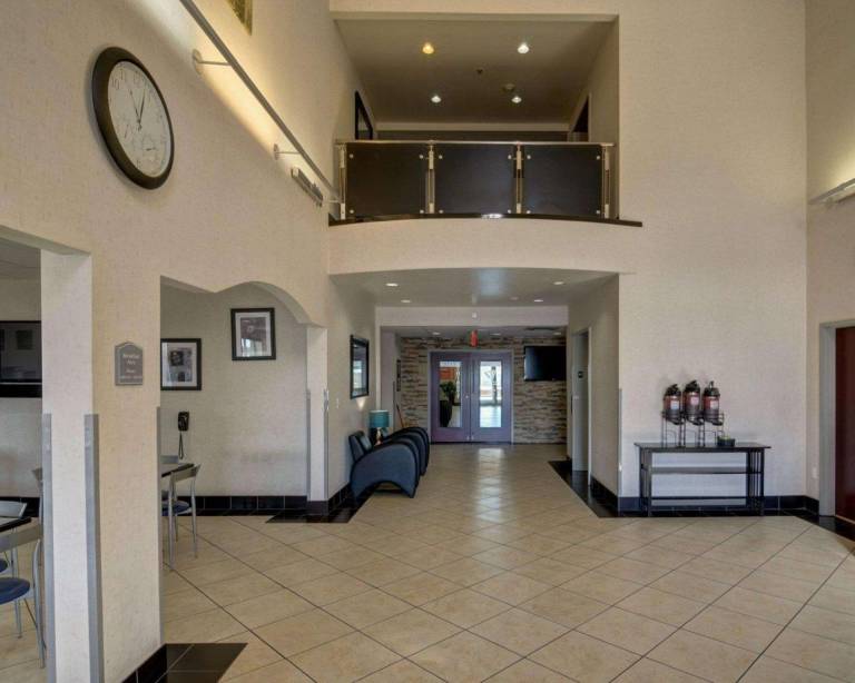 Comfort Inn & Suites Amarillo East — photo 4