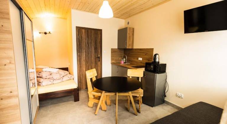 Holiday apartment with patio & yard in Szczyrk