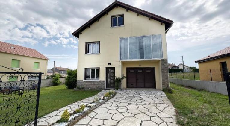 Rental apartment with 3 rooms for 8 persons — photo 2