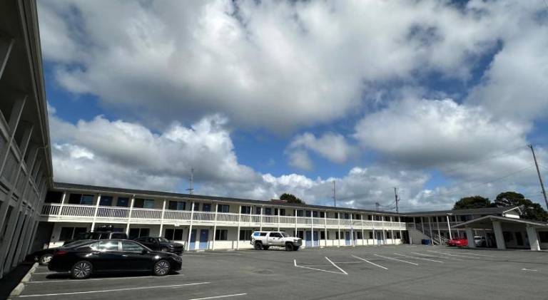 Beachside Inn — photo 4
