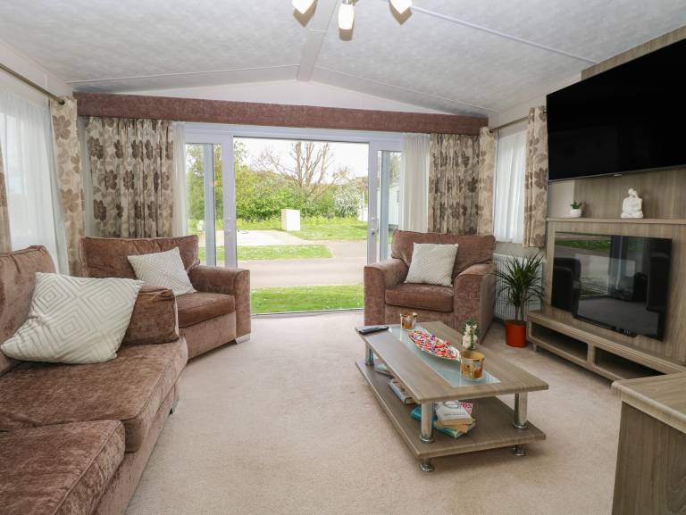 Cottage with 2 rooms for 6 persons — photo 2