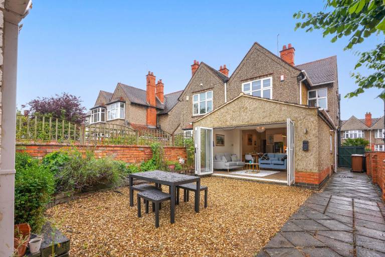 House with garden | Perfect for remote work — photo 4