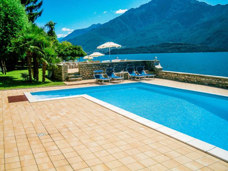 Ferienwohnung mit Hund in Domaso, Comer See, Italien