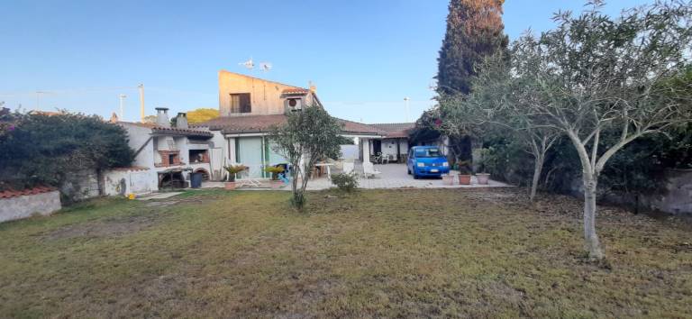 Villa with yard & BBQ | Panoramic view — photo 4