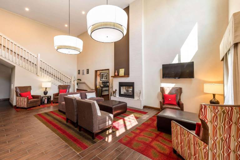 Quality Inn & Suites University Fort Collins — photo 2