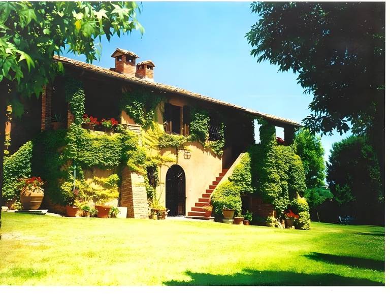 Holiday apartment with garden, BBQ & pool — photo 5