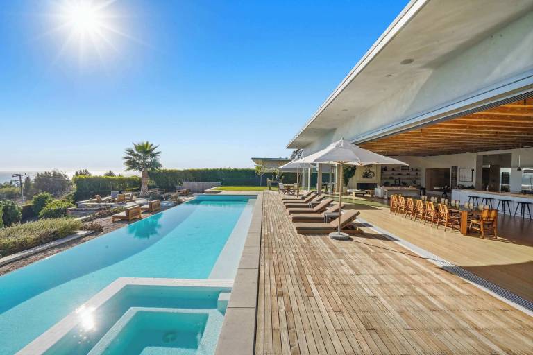 Villa  Central Malibu