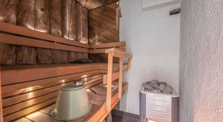 Villa with jacuzzi | Pets allowed — photo 4