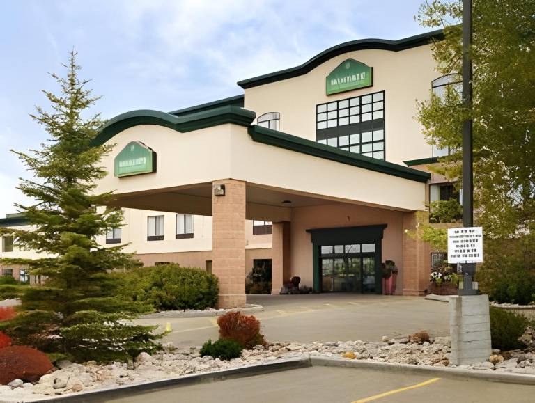 Wingate by Wyndham Edmonton West in Edmonton, AB