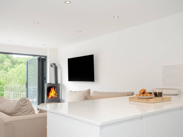 Cottage with BBQ & yard | Beach view — photo 4