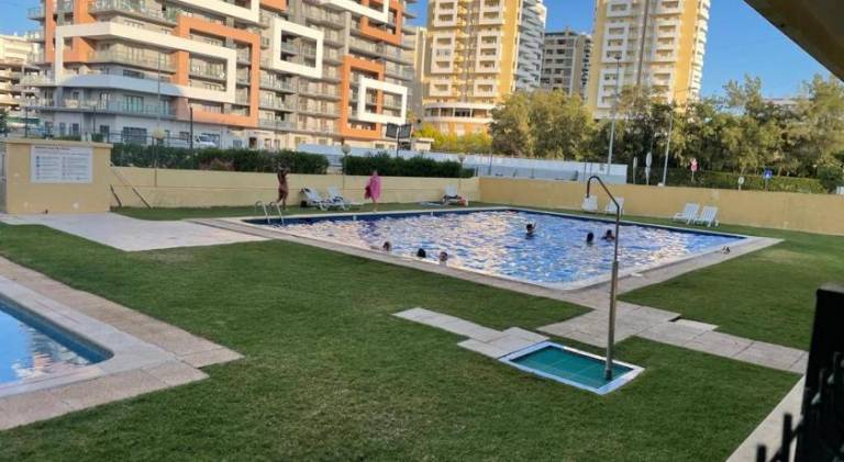 Rental apartment with terrace, private pool & yard | Close to the beach | Pet-friendly — photo 4