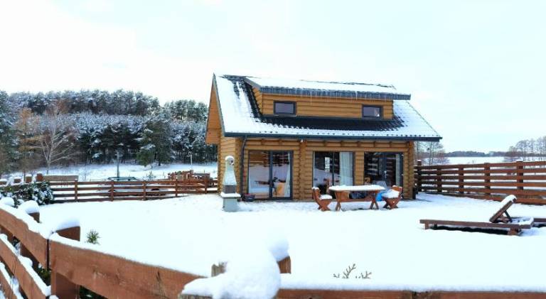 House with jacuzzi — photo 5