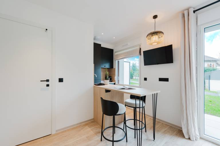 Aparthotel with terrace | Suitable for remote work | Pets allowed — photo 3