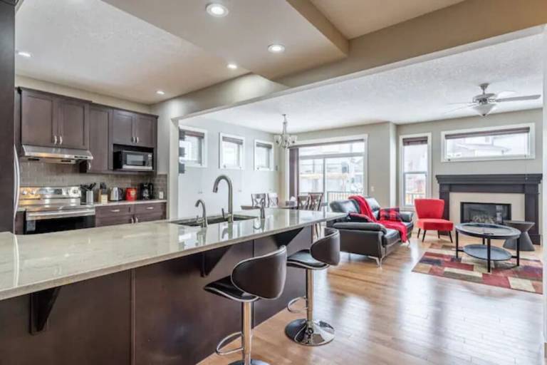 House Airdrie