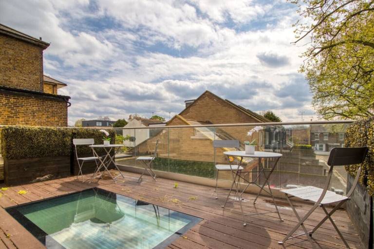 House  Ealing