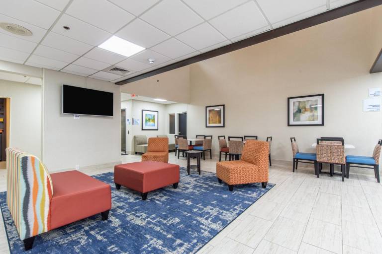 Holiday Inn Express Dandridge By IHG — photo 3