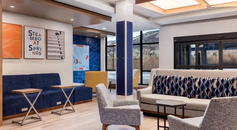 Holiday Inn Express & Suites Steamboat Springs — photo 5