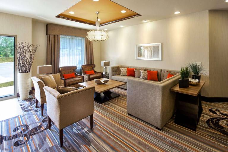 Homewood Suites by Hilton Lynnwood Seattle Everett — photo 2