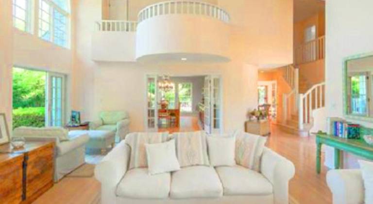 Villa with jacuzzi & pool | Pets are welcome — photo 2