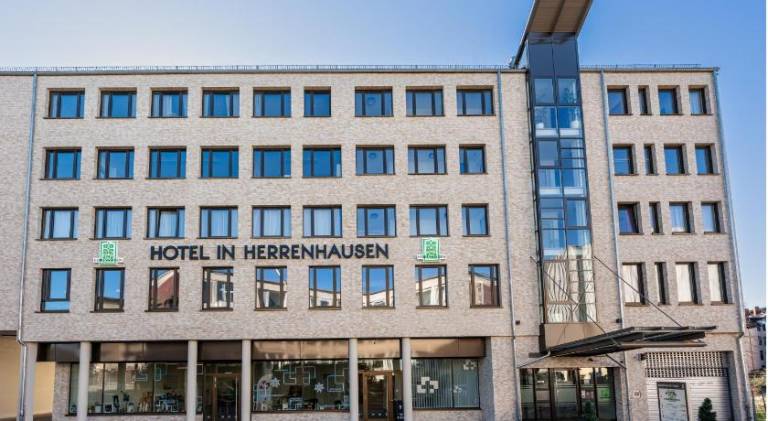 Hotel in Herrenhausen — photo 4
