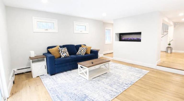 Spacious Beach House for 12 - 10-Min Walk to Beach - Family-Friendly Coastal Retreat in Long Branch, NJ