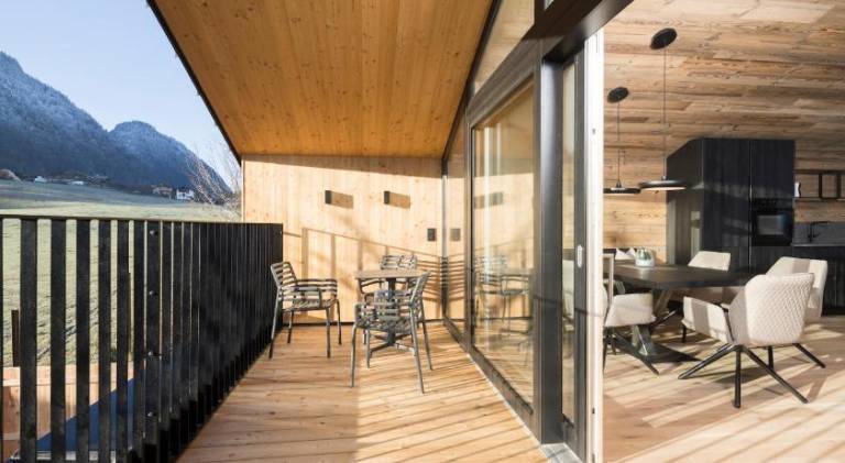 Beautiful chalet with pool | Pets allowed — photo 4