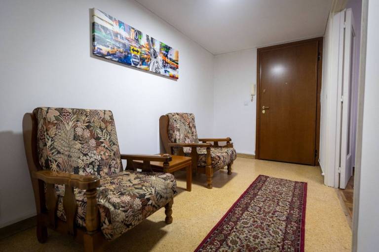 Holiday apartment with jacuzzi | Close to Temple of Hephaestus — photo 5