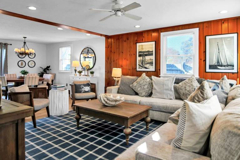 Children-friendly house with terrace | Pets allowed in Nantucket, MA
