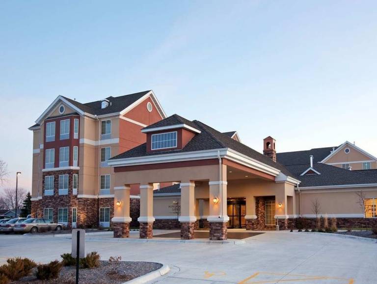 Homewood Suites by Hilton St. Cloud in Waite Park, MN