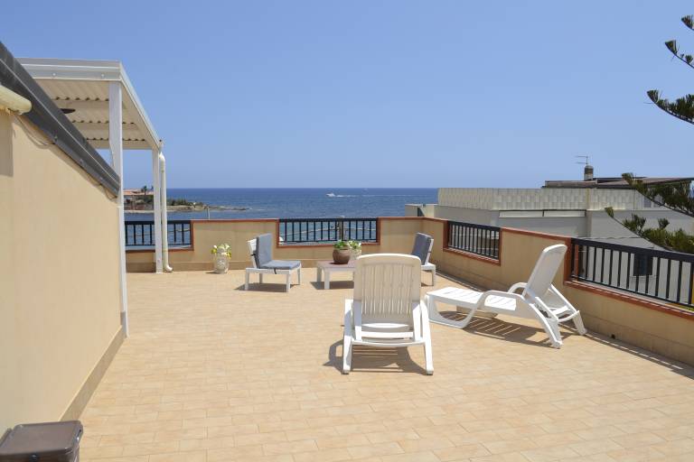 Rental apartment with terrace | Panoramic view — photo 4