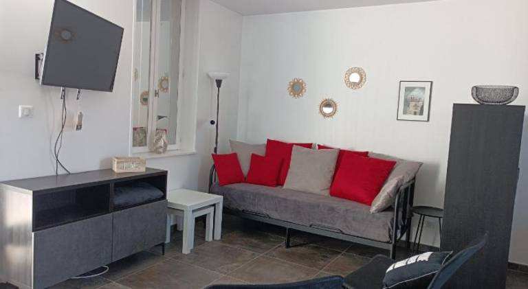 Pleasant house with jacuzzi | Dogs allowed — photo 2